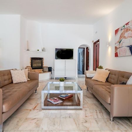 Traditional 3 Bedroom Villa With Great Pool In The Heart Of Vale Do Lobo Esterno foto