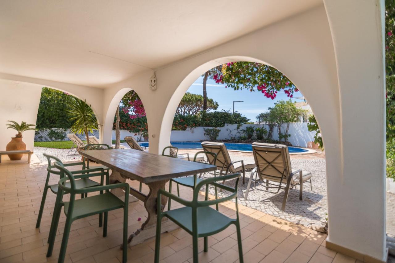 Traditional 3 Bedroom Villa With Great Pool In The Heart Of Vale Do Lobo Esterno foto