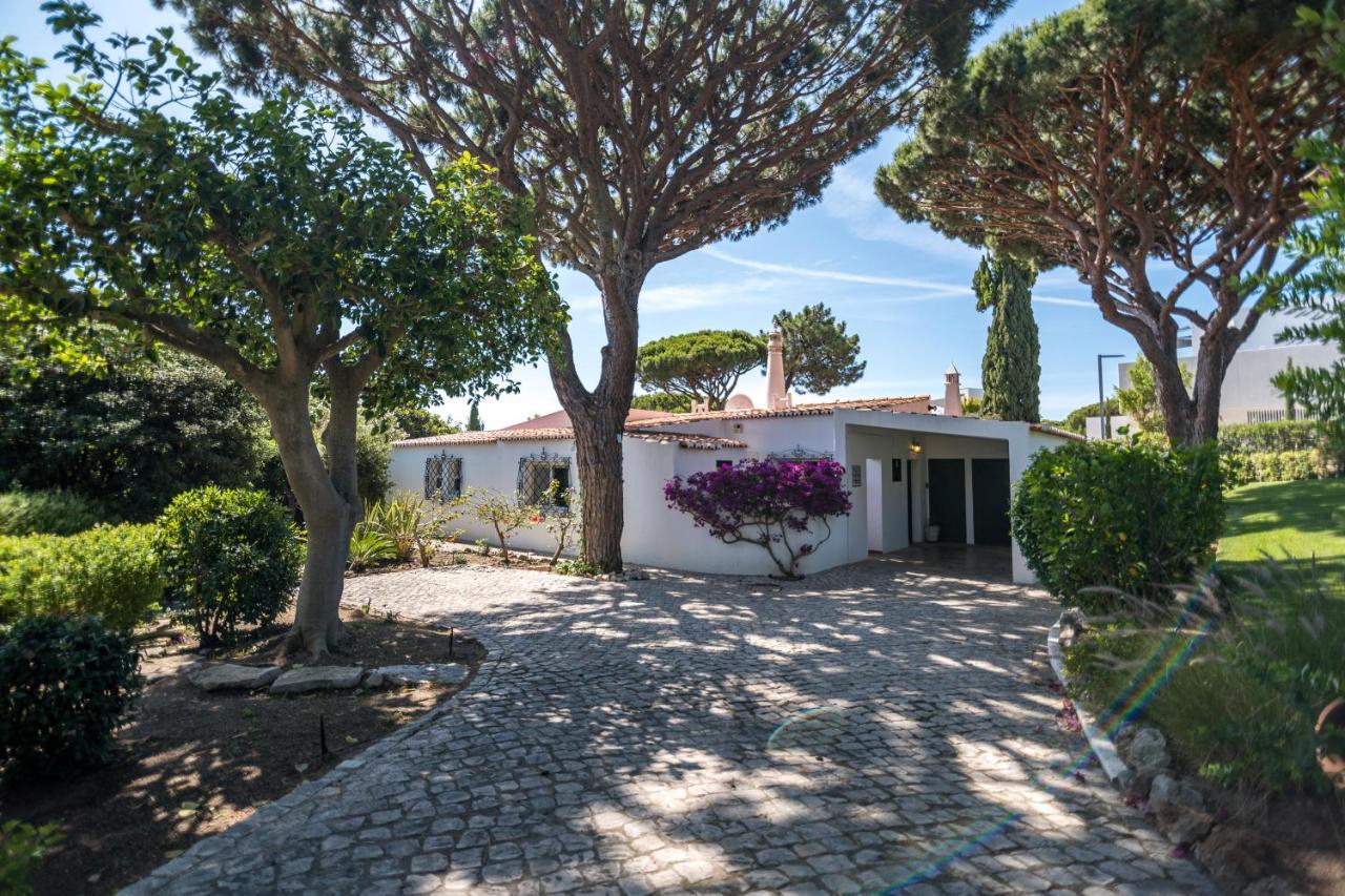 Traditional 3 Bedroom Villa With Great Pool In The Heart Of Vale Do Lobo Esterno foto