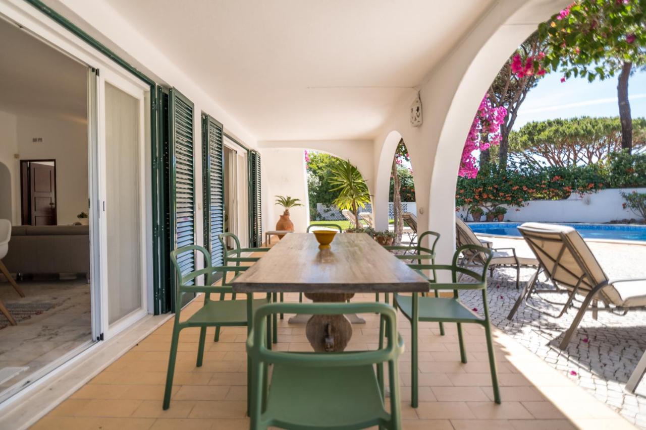 Traditional 3 Bedroom Villa With Great Pool In The Heart Of Vale Do Lobo Esterno foto