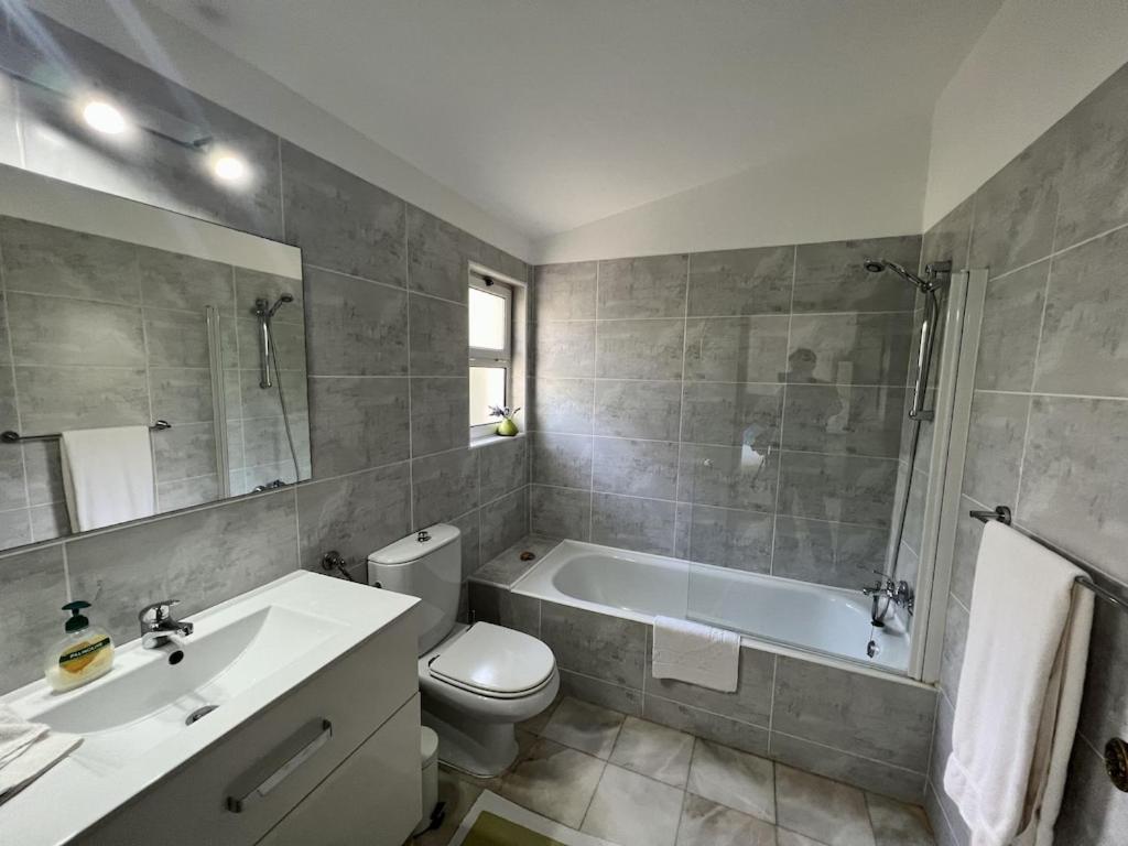 Traditional 3 Bedroom Villa With Great Pool In The Heart Of Vale Do Lobo Esterno foto